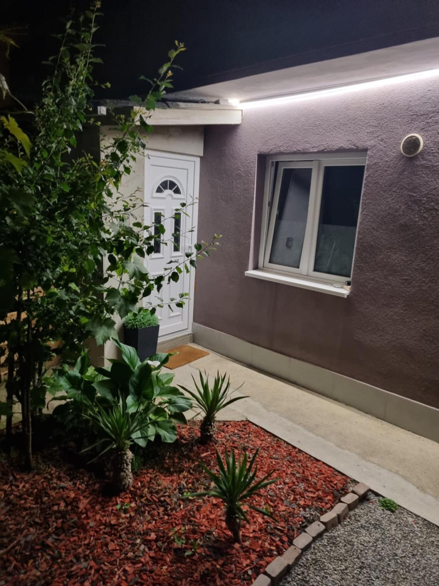 Apartman Migliore Sesvete Exterior foto